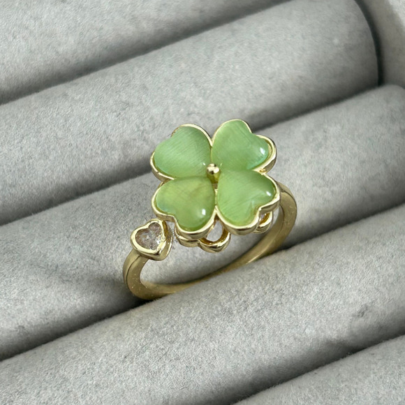 Four Leaf Clover Fidget Ring Women - Adjustable Spinning Stress Ring - Picture 1 of 4